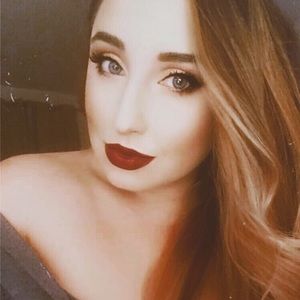 Meet your Posher, Jenna